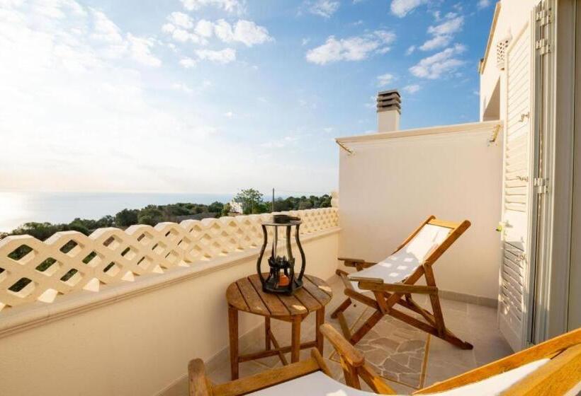 Четырехместный Номер Стандарт Вид на Море, Finisterrae Rooms And Suites