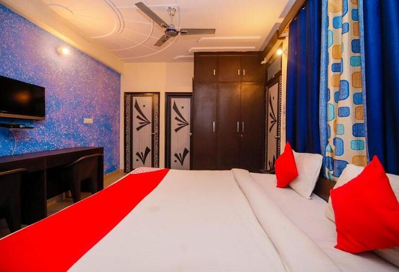 Трехместный Номер Классика, Oyo 10154 47 Hill