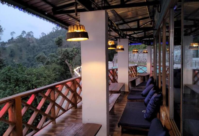 Номер Стандарт Вид на Горы, Shiva Valley Resort