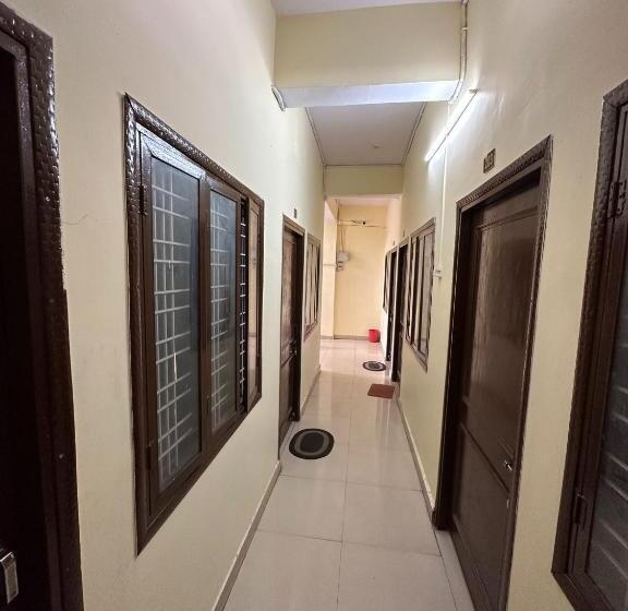 디럭스 룸, Swagat Guest House