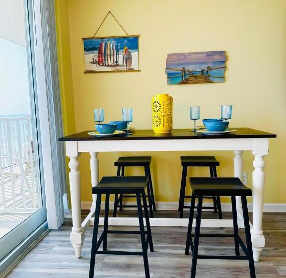 סטודיו סטנדרט עם מרפסת, Oceanfront Oasis