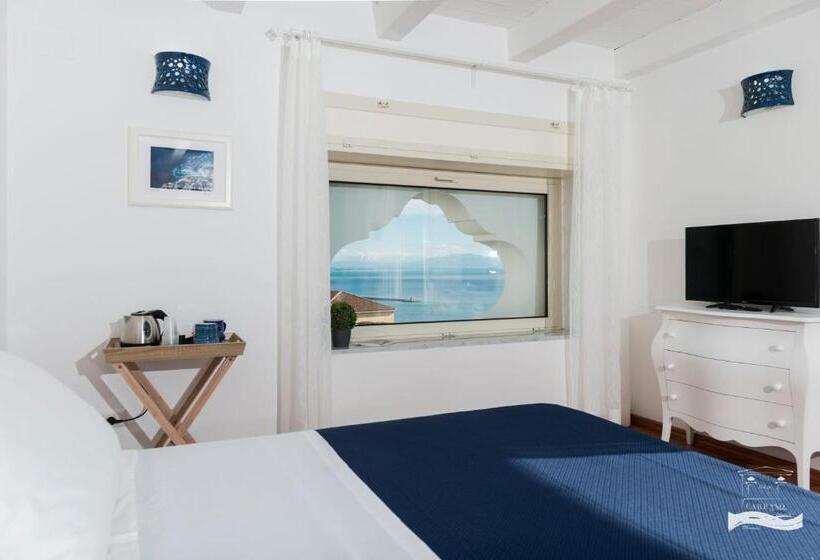 اتاق لوکس با چشم‌انداز دریا, Palazzo Carrano Vietri Sul Mare
