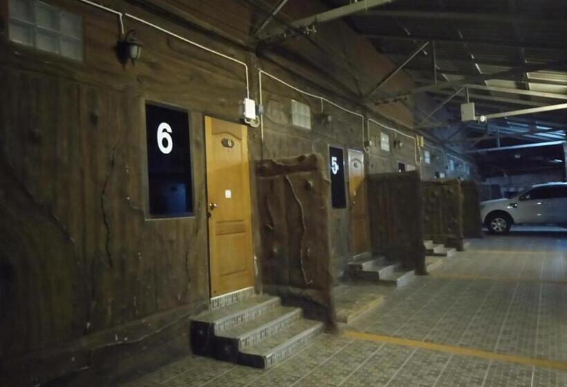 Четырехместный Номер Классик, Kruachokhai Hotel & Resort
