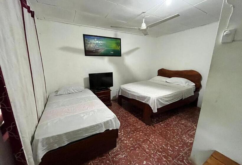 Номер Стандарт, Cabinas Rhode Island