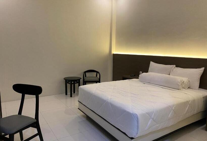 Номер Deluxe, Genio Syariah Hotel Solo