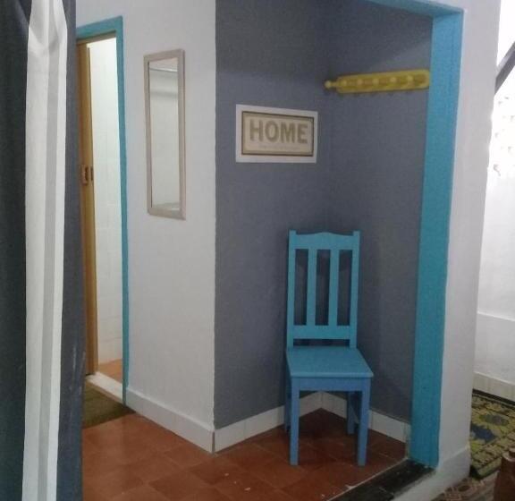 Quarto Deluxe, Republica Nossa Casa
