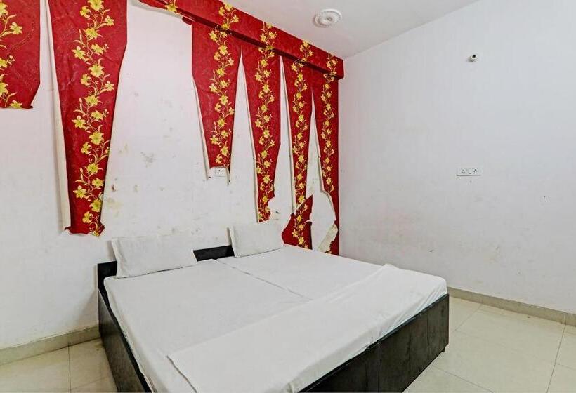 Трехместный Номер Классика, Oyo Hotel Surya Palace