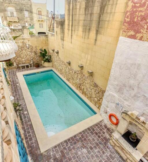 خانه 4 خوابه, Gozo Pool Farmhouse Hosted By Sweetstay