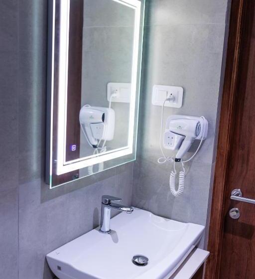 Люкс, Hudson Resorts