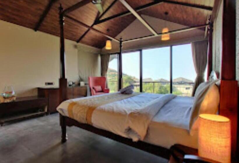 Номер Deluxe Кровать Кинг, Taalish   A Boutique Resort Ghatghar