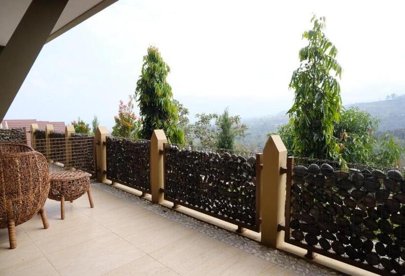 Номер Стандарт, Al Hambra Granada Resort Convention Garut