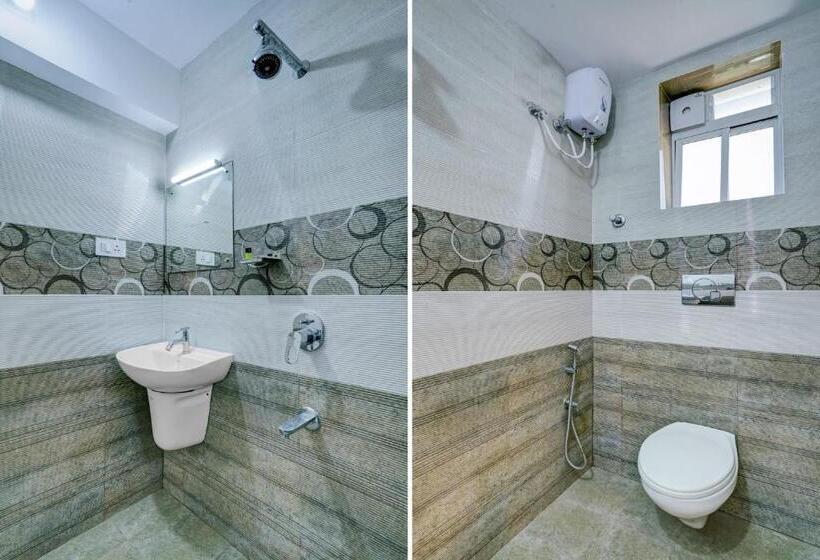 Трехместный Номер Классика, Collection O Ayesha Homes