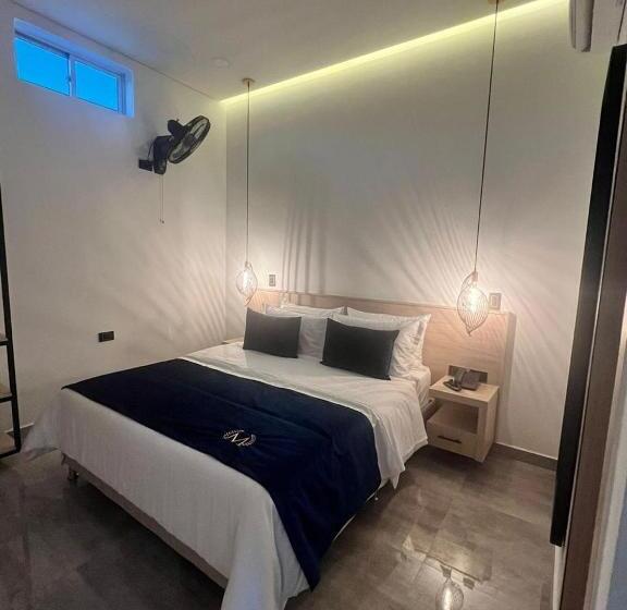 스탠다드 룸, Mass Luxury