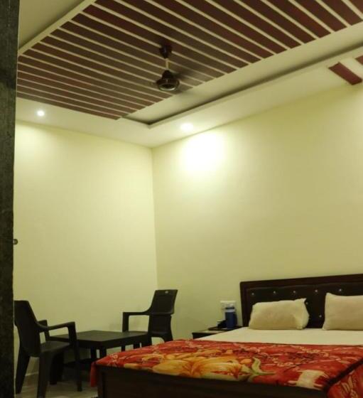 标准间, Shikhar Palace, Katra Mandla