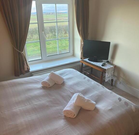 اتاق استاندارد با سرویس بهداشتی مشترک, Lucy Cross Guest House