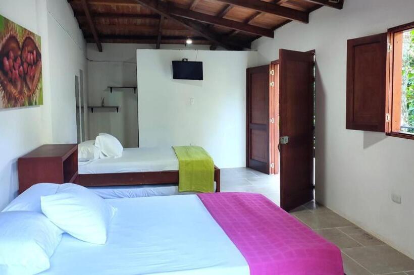 Quarto Familiar, Portones De Rioclaro Las Mercedes