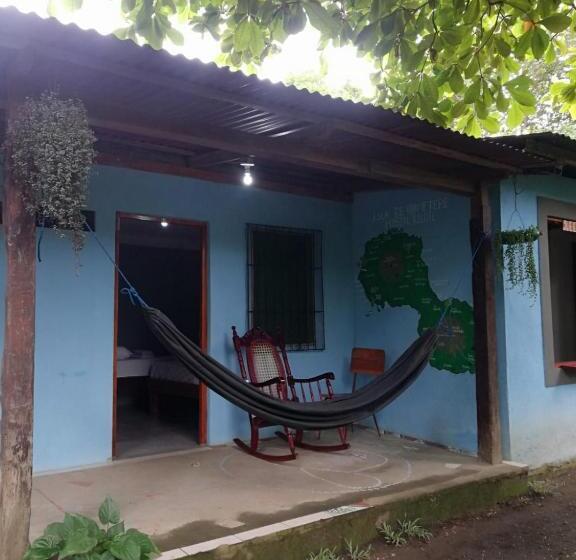 غرفة ديلوكس عائلية, Hostal Xilotl