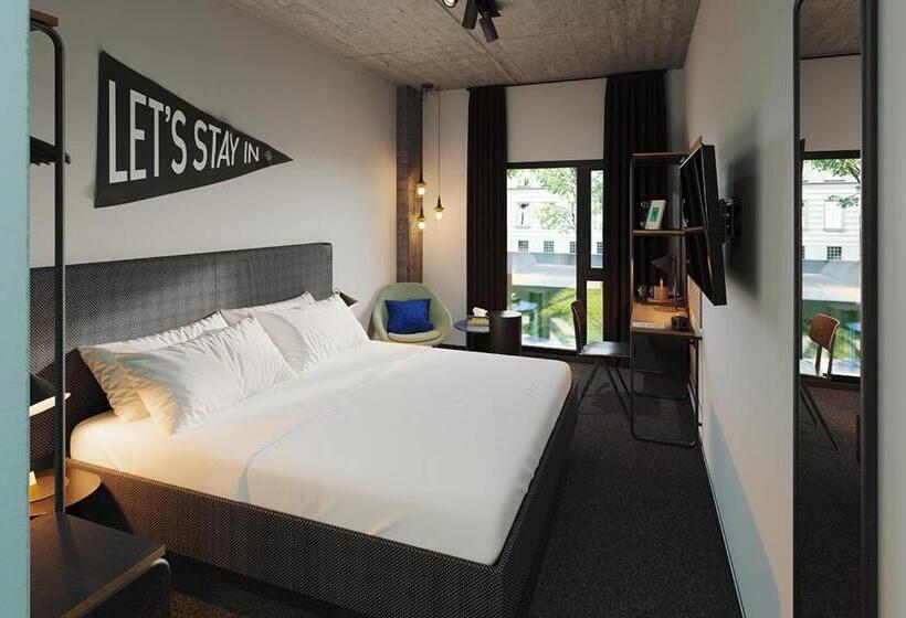 デラックスルーム, The Social Hub San Sebastián
