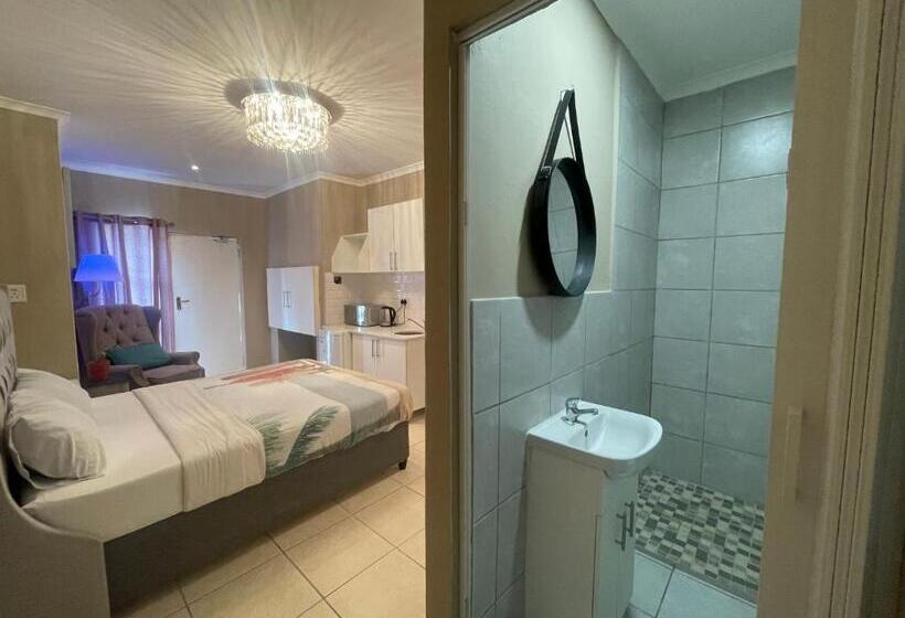 Номер Deluxe Кровать Кинг, Domin Self Catering Apartments