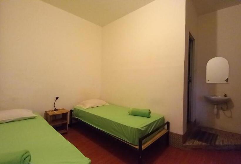 Номер Стандарт, Dc Hotel & Hostel