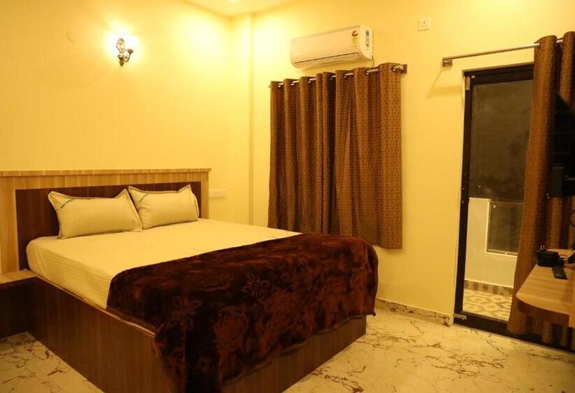 Standard Studio with Balcony, Akshayam Grand Inn