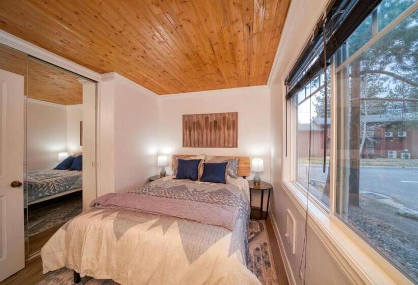סוויטה, Moose And Maple Lodge