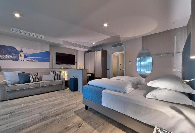 Номер Премиум Вид на Озеро, Villa Remo By Hotel Galvani