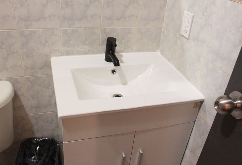 Standard Room, Apd