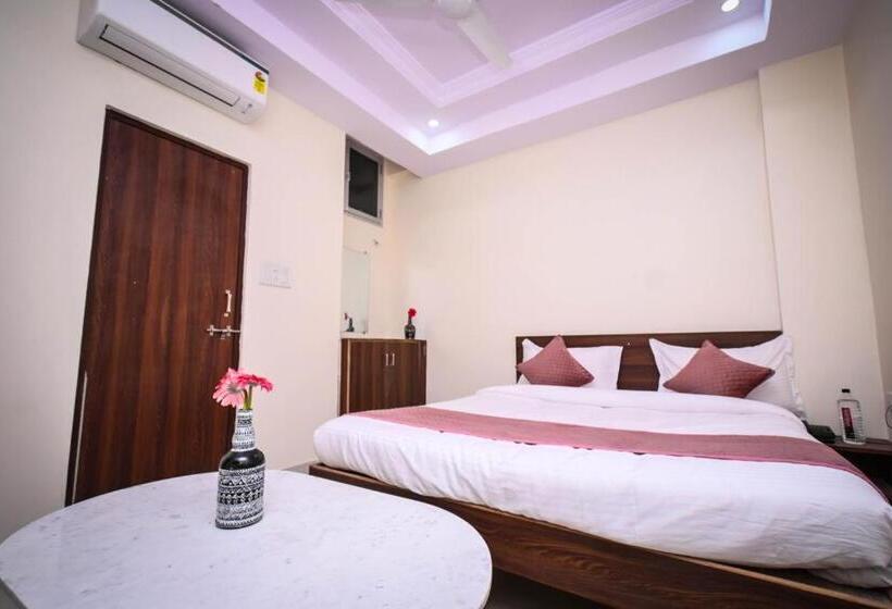 Номер Стандарт, Raj Residency