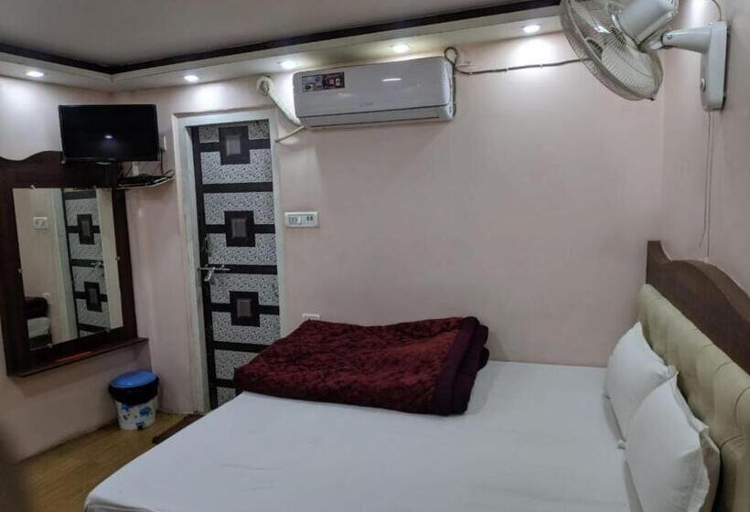 اتاق لوکس, Shree Kashi Guest House, Varanasi Near Temple 200 Meter