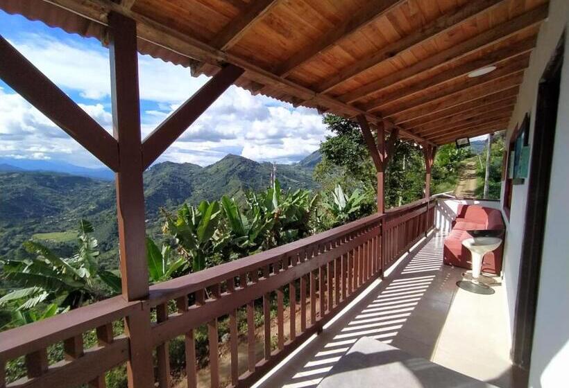 Семейный Номер, Alojamiento En Jardín Cabaña Las águilas