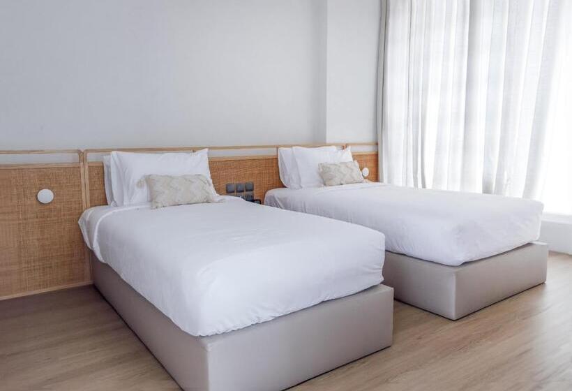 غرفة قياسية مزوَّدة بشُرفة, Lavanda Hotel Chiang Rai