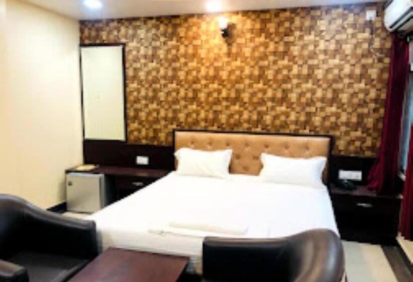 Номер Deluxe, The Metropol Hotel Bihar