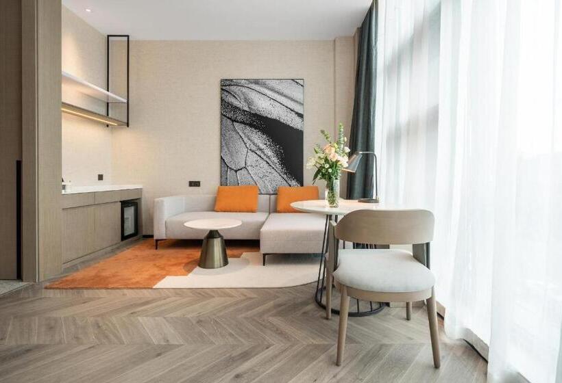Номер Стандартный с Видом, Atour S Hotel Chengdu Kuanzhai People S Park Station