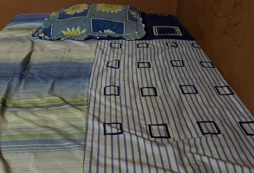 Одноместный Номер Basic, Oyo 93269 Eyang Kostel