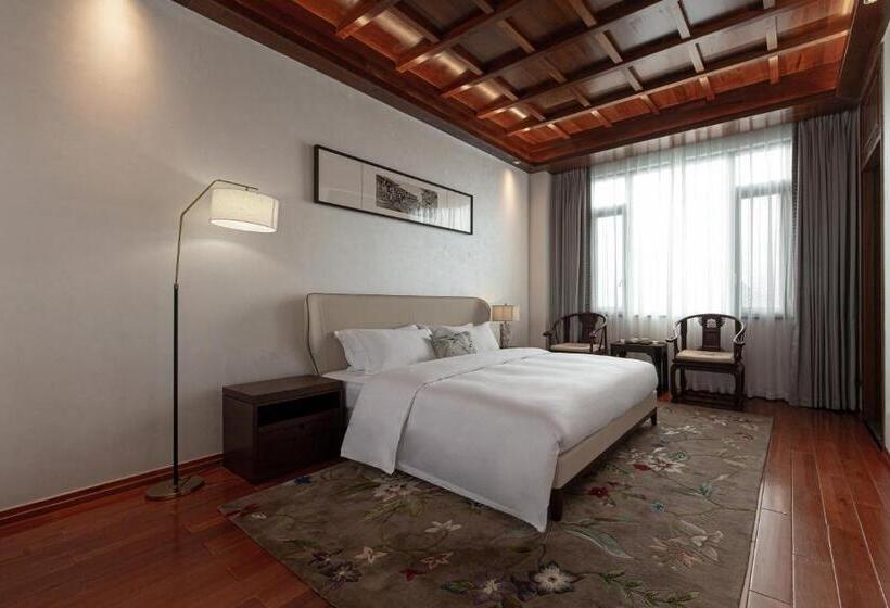 Номер Superior, Lijiang Heting Nakhi Boutique Hotel   Lijiang Ancient Town