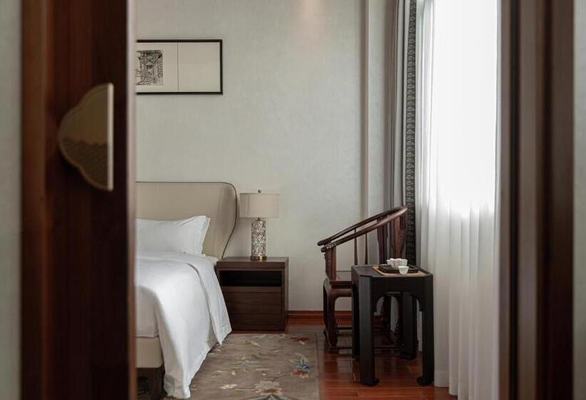 Номер Superior, Lijiang Heting Nakhi Boutique Hotel   Lijiang Ancient Town