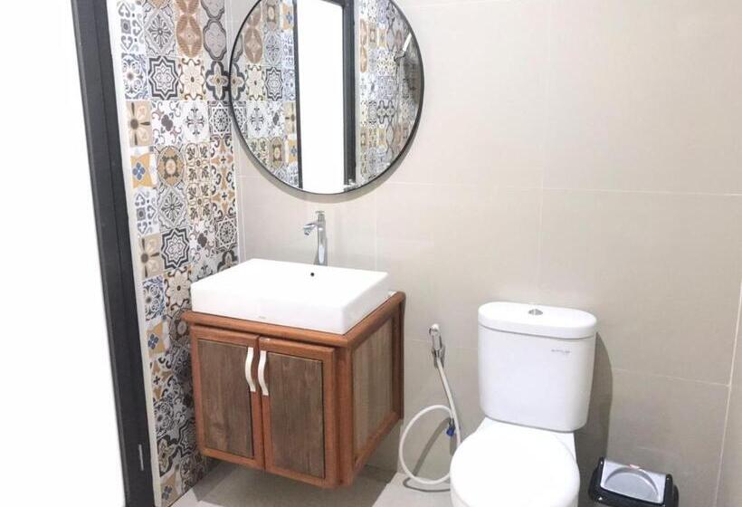 Номер Стандарт Вид на Сад, Londo House
