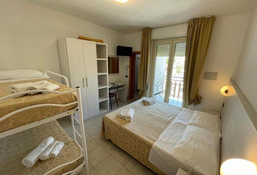 이코노이 4인룸, Dependance Hotel Marina