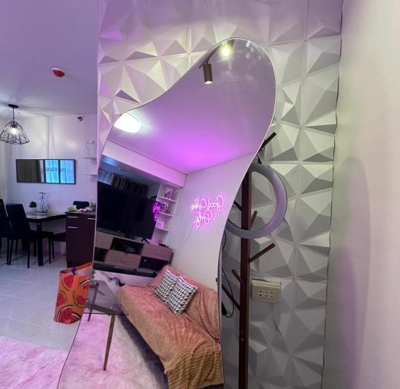 Апартаменты 1 Спальня с Террасой, Hm Cozy Place Beside Enchanted Kingdom