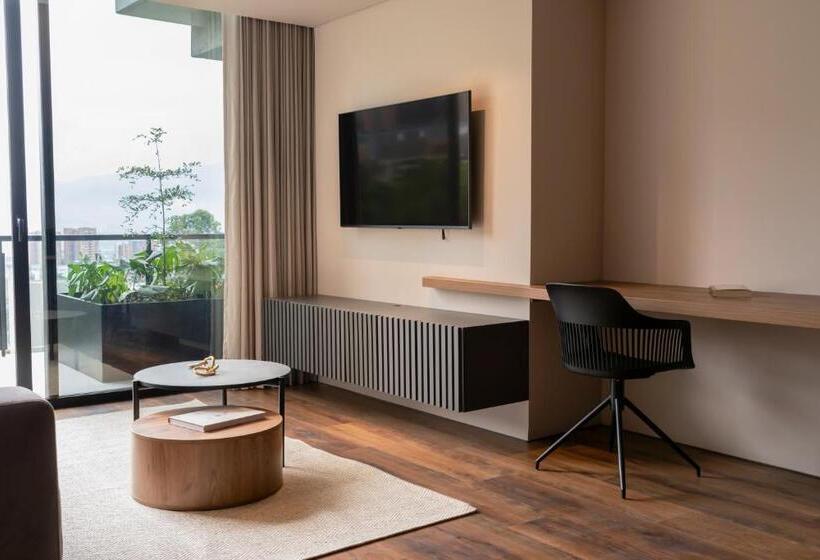דירת חדר סופריור, Kiin Living  Child Free Coliving