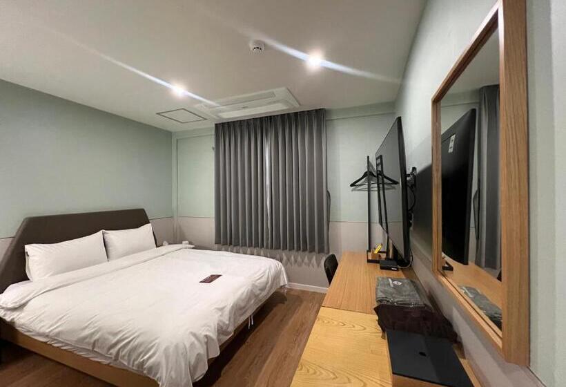 اتاق لوکس, Geoje Highend