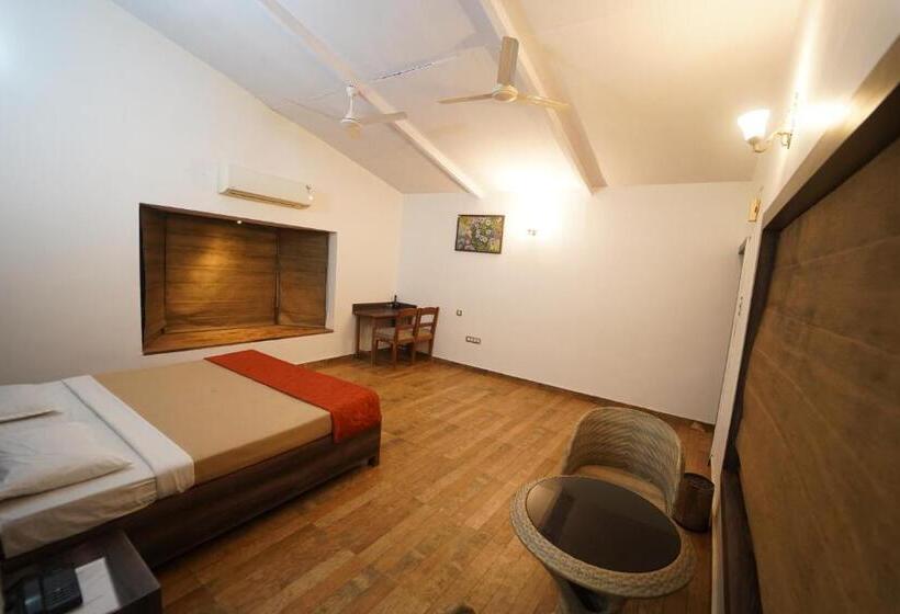 デラックスルーム, Wild Woods Tiger Resort