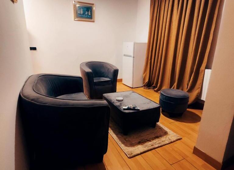 스위트, Amrouss Touristic Darmaroc