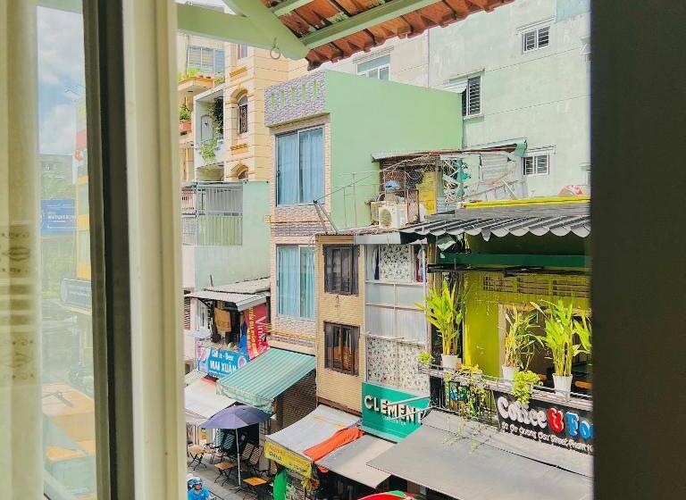 اتاق سوپریور با چشم‌انداز شهر, Dori House Quận 1