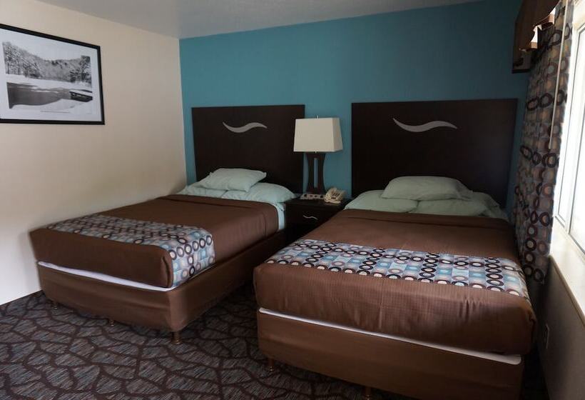 Номер Стандарт 2 Двуспальные Кровати, Blue Ridge Inn