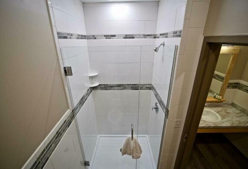 Стандартный Номер Кровать Кинг, Caberfae Peaks Ski & Golf Resort