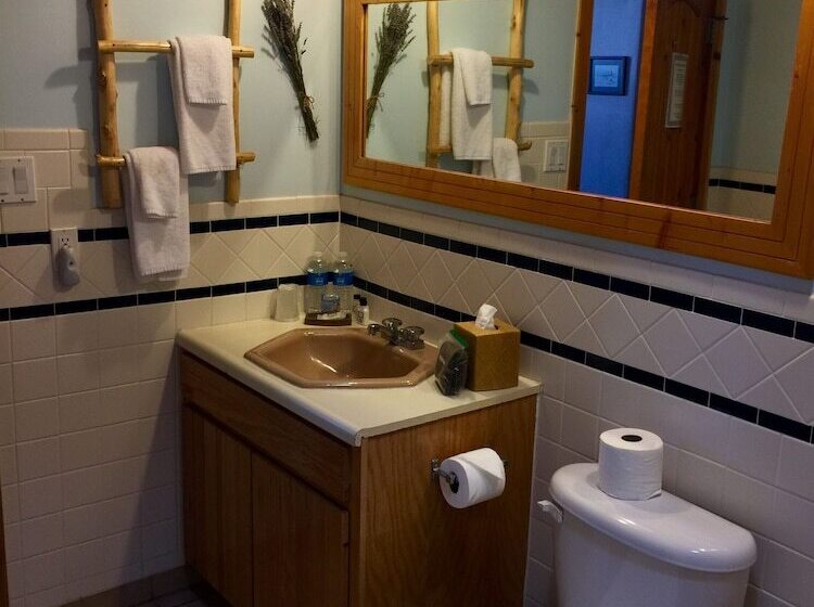 Люкс Дюплекс, Guadalupe Inn