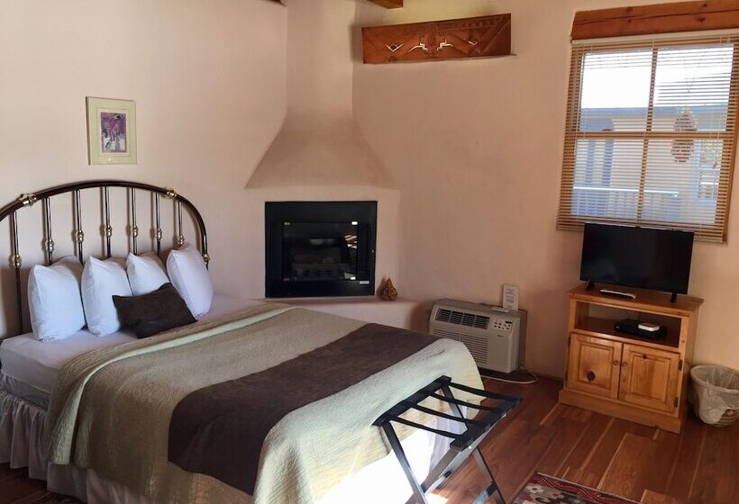 Suite con Balcón, Guadalupe Inn