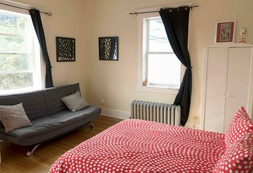 Студия Стандарт, Sauerdough Lodging